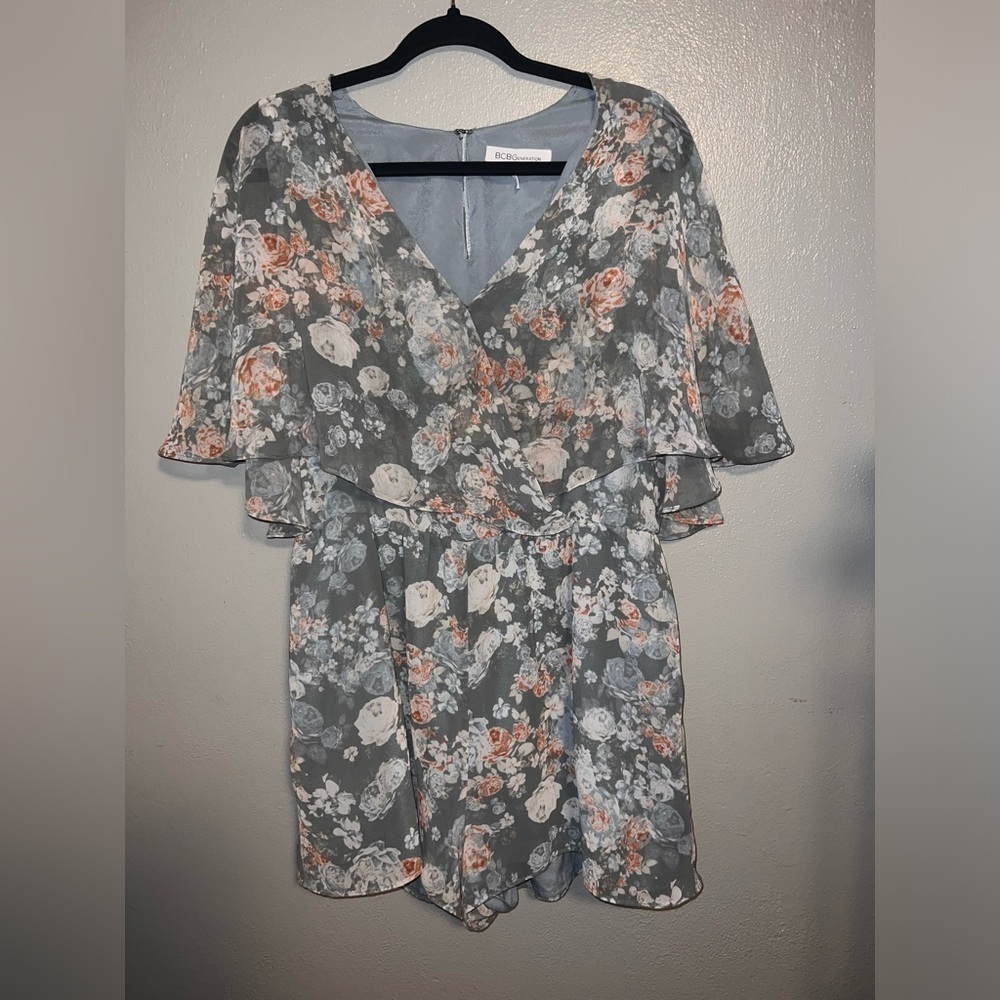 BCBG generation green floral romper